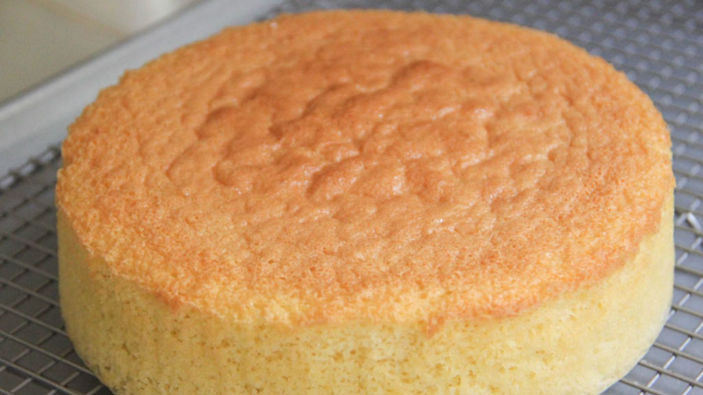 Bolo de leite em pó no liquidificador