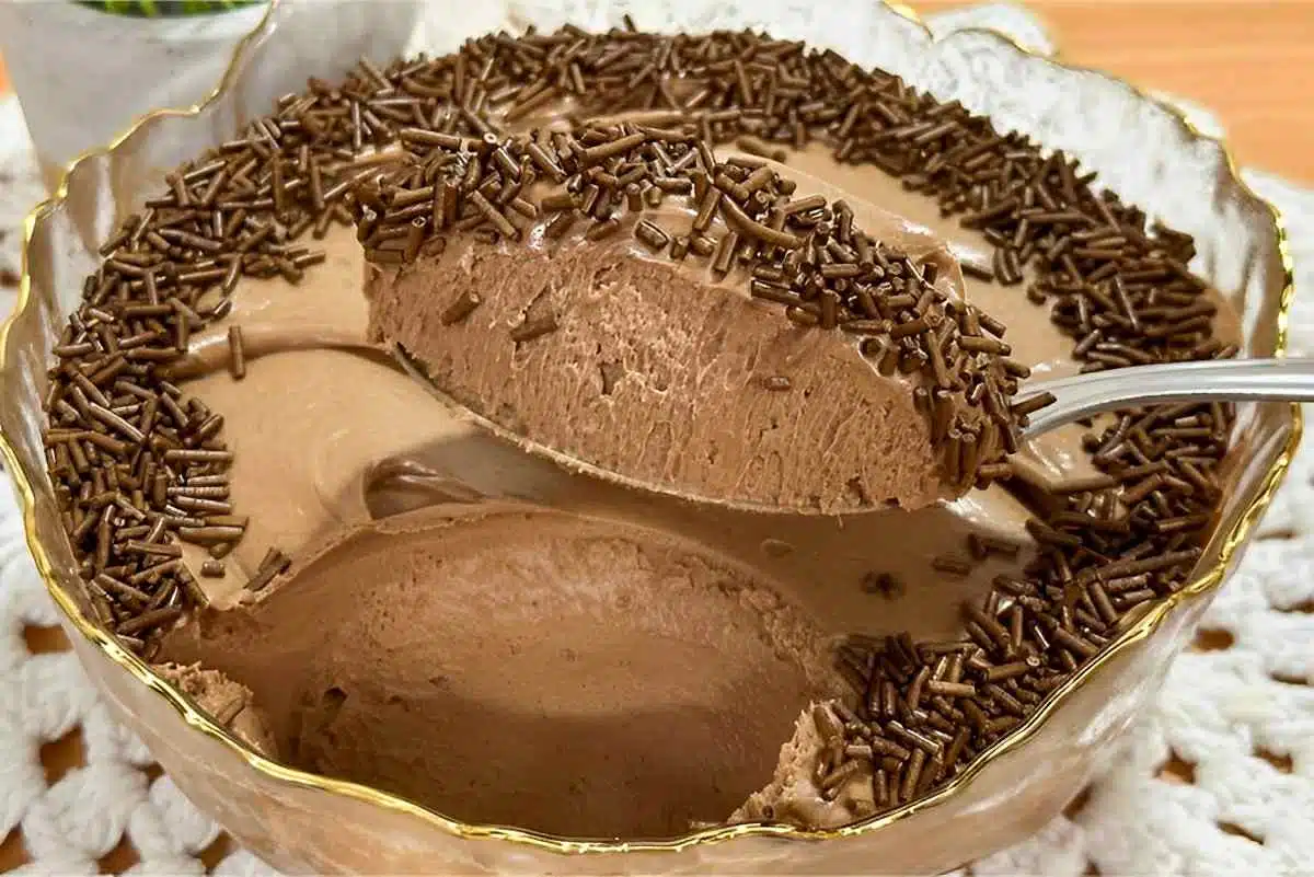 Mousse de brigadeiro cremoso